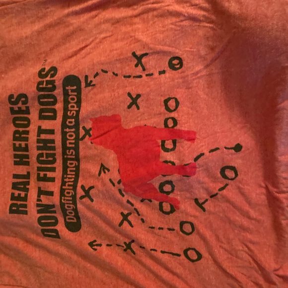 Unisex XL T-shirt: “Real Heroes Don’t Fight Dogs” - Picture 5 of 11
